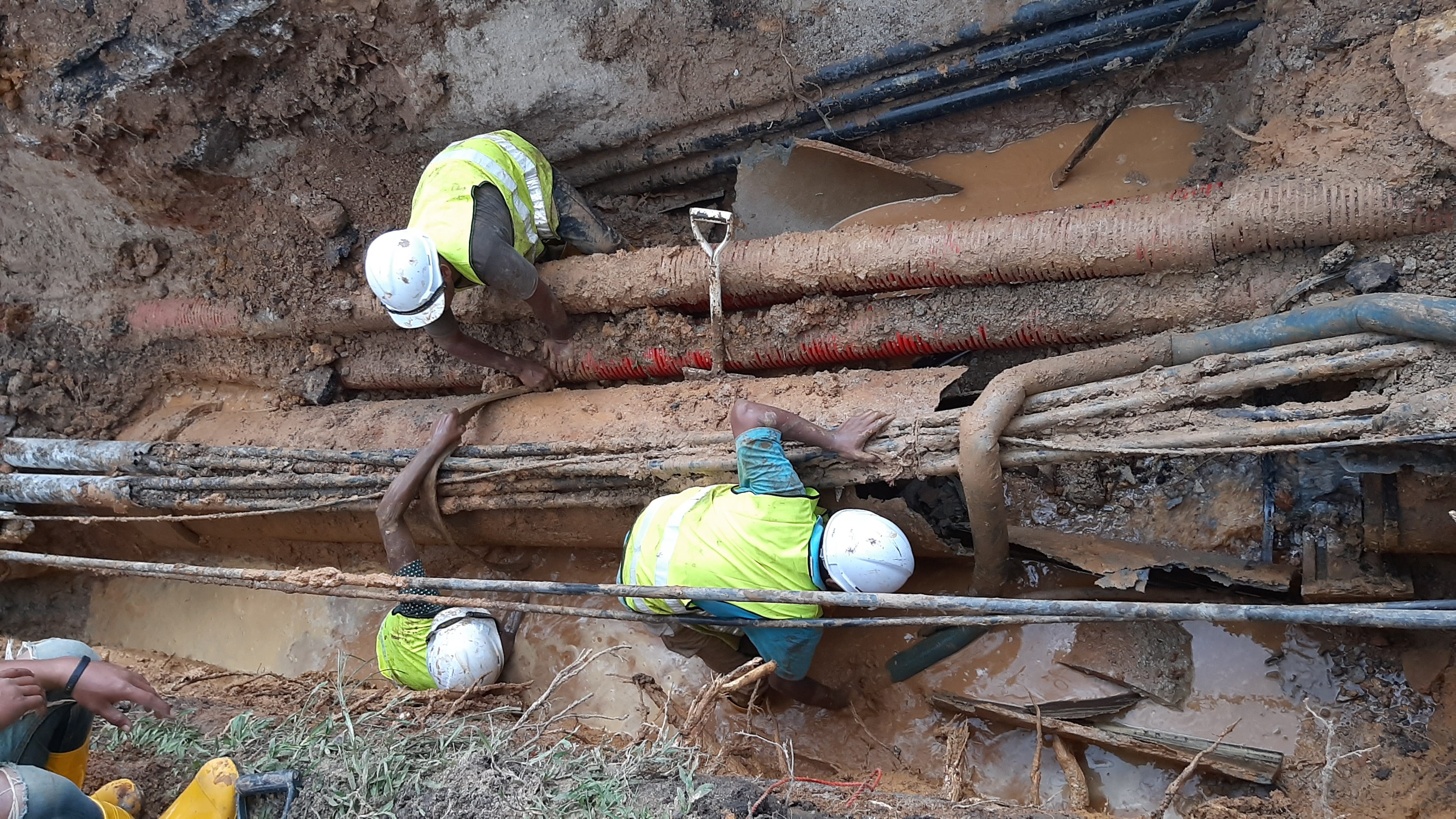 MAIN PIPE REPAIR
